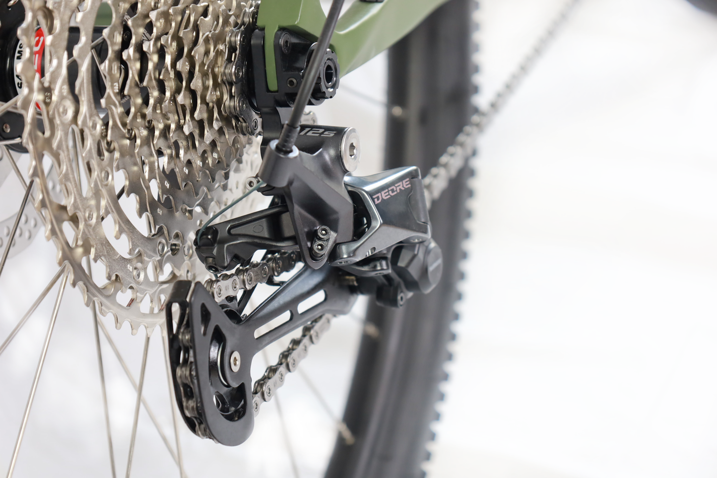 RINOS Gaia2.0 Carbon MTB Shimano Deore 12 speed 19 inch Hardtail Rockshox