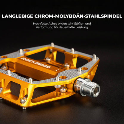 Pedals with anti-slip pins - Wide platform & chrome-molybdenum axle ROCKBROS