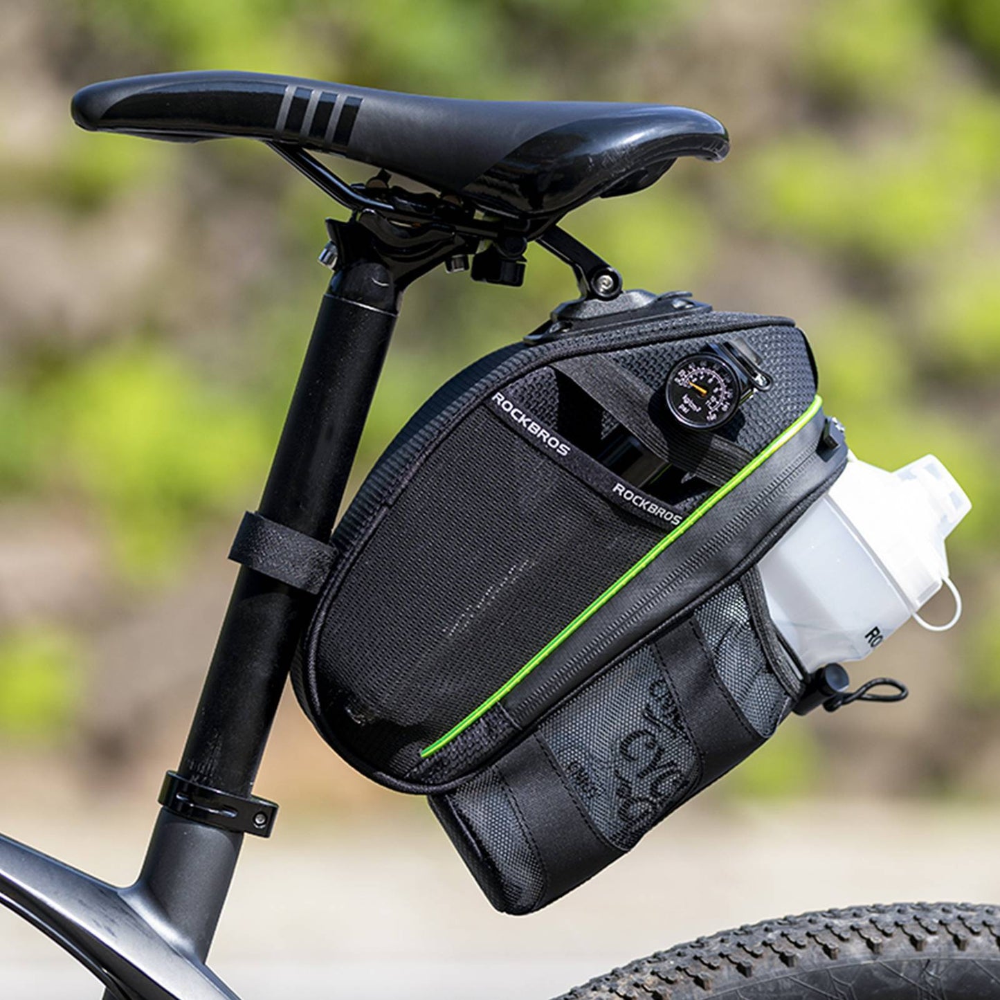 Scratch-resistant bicycle saddle bag with bottle holder 1.5L ROCKBROS