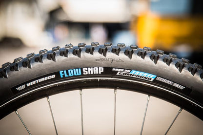 VEE Tire FLOW SNAP 27.5 X 2.6 TC folding tire Synthesis / E-Bike Ready 25